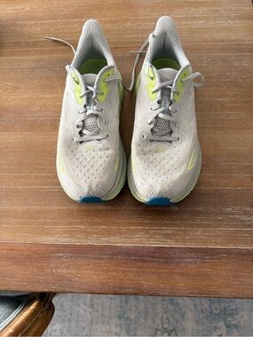 Hoka Clifton 9 10.5